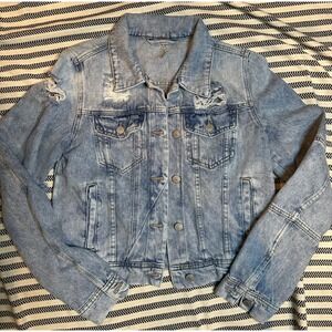 Free People Distressed Denim Jacket Light Wash Frayed Pockets Button Front Women
